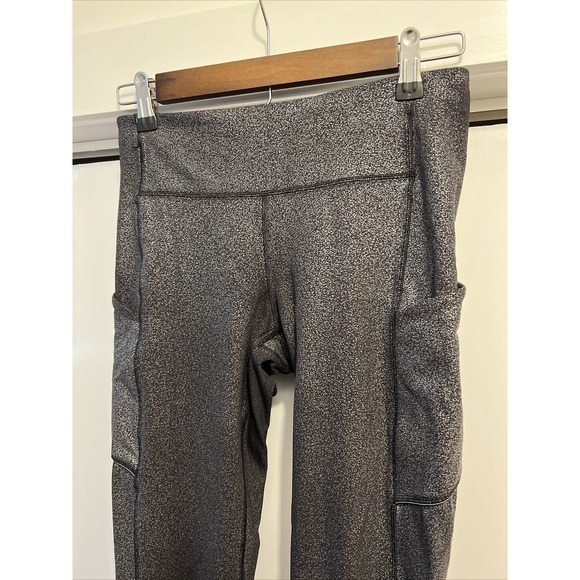 Lululemon Speed Up Tight Foil 28" Luminosity Print Black/Silver Luxtreme Sz 6 - Picture 2 of 10